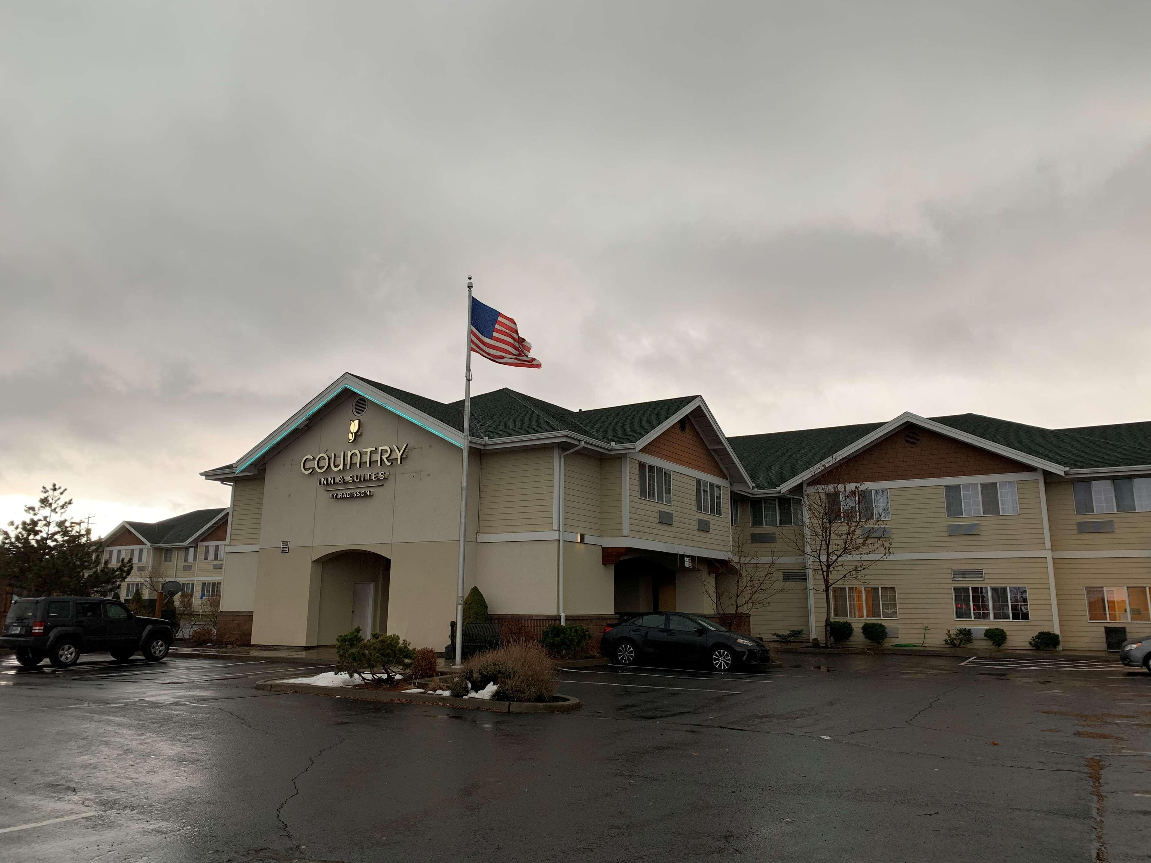 Country Inn & Suites By Radisson, Bend, Or Exterior photo